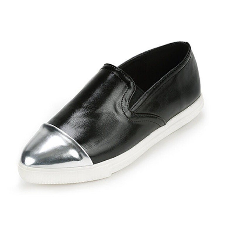 Women Ladies Flats Vintage PU Leather Loafers Pointed Toe Silver Metal Design