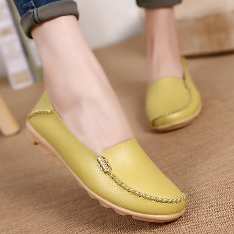 Soft Leather Round Toe Comfy Flats For Women